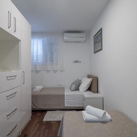 Drop In Split Luxury Suites Eksteriør billede