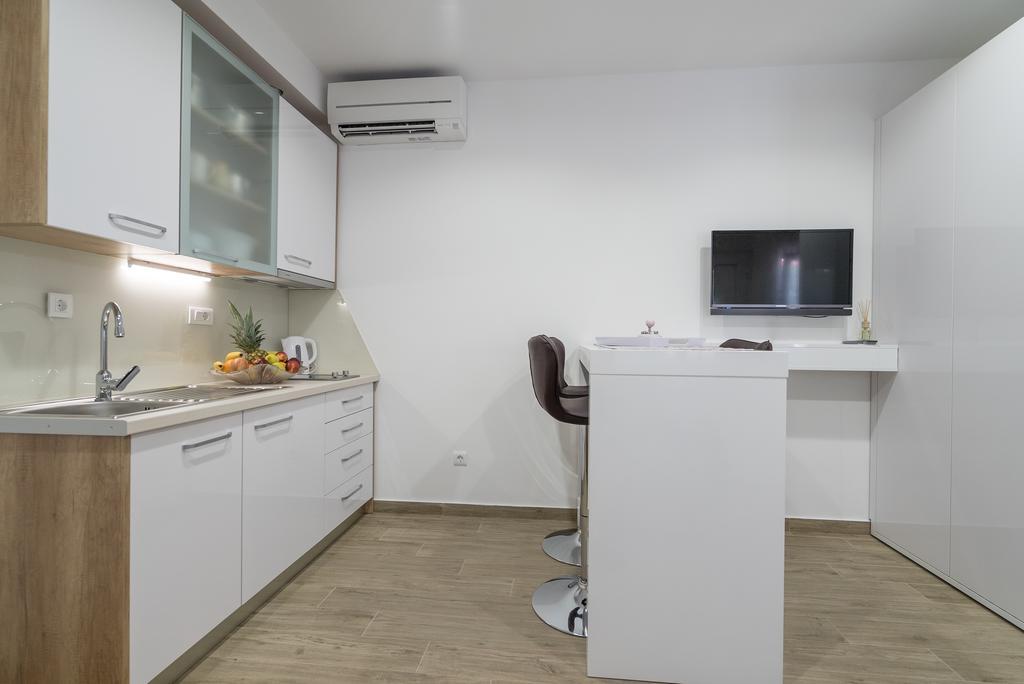 Drop In Split Luxury Suites Eksteriør billede