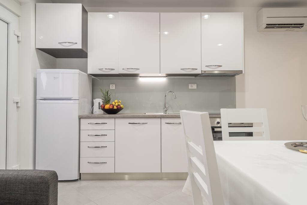 Drop In Split Luxury Suites Eksteriør billede